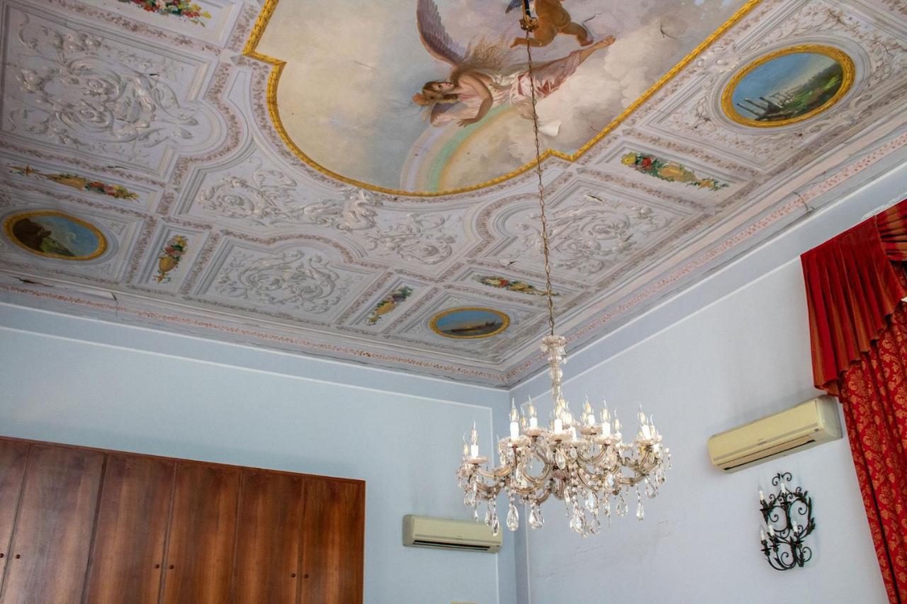 Le Stanze Del Vicere Boutique Hotel 나폴리 외부 사진