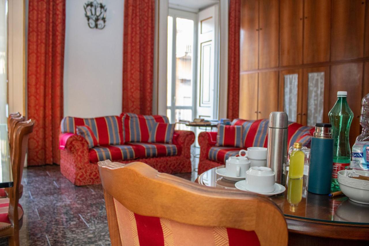 Le Stanze Del Vicere Boutique Hotel 나폴리 외부 사진