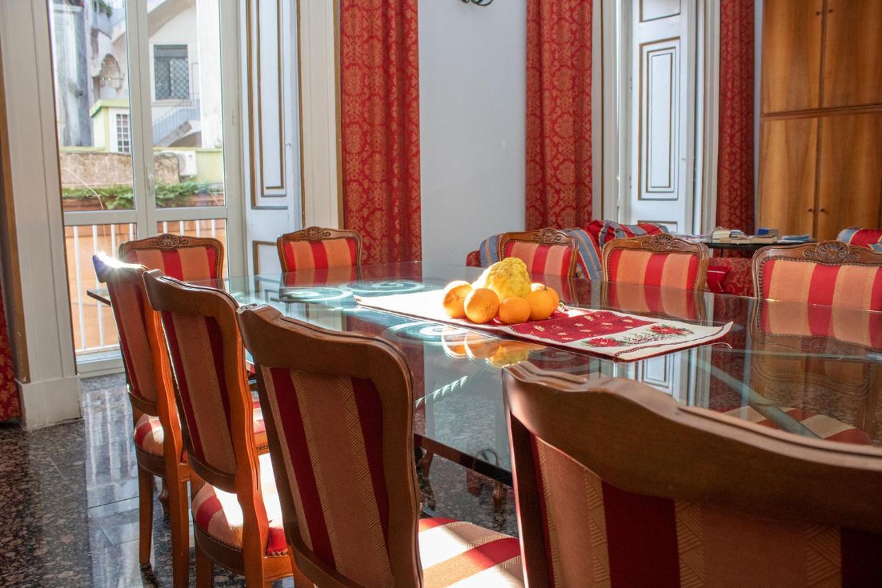 Le Stanze Del Vicere Boutique Hotel 나폴리 외부 사진