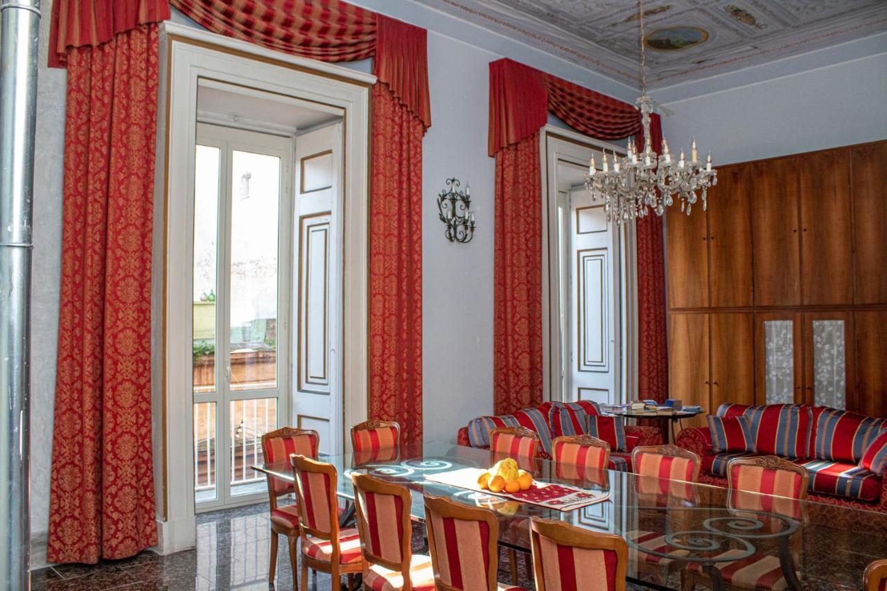 Le Stanze Del Vicere Boutique Hotel 나폴리 외부 사진