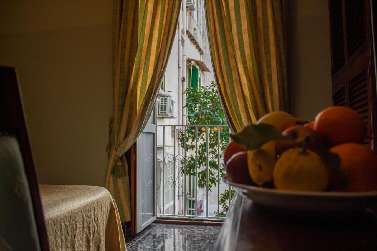 Le Stanze Del Vicere Boutique Hotel 나폴리 외부 사진